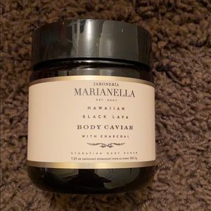 Marianella HAWAIIAN BLACK LAVA BODY CAVIARCHARCOAL